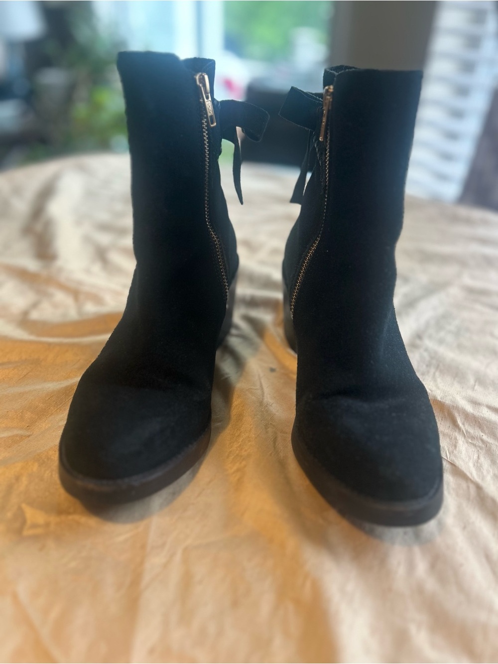 UGG Black Suede Ankle Booties with Side Zip and Bow size 7.5.